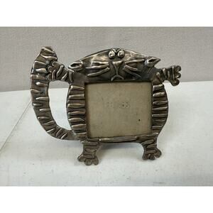 Vintage Ashleigh Manor 2x3 Cat Picture Frame – Ornate Collectible Décor